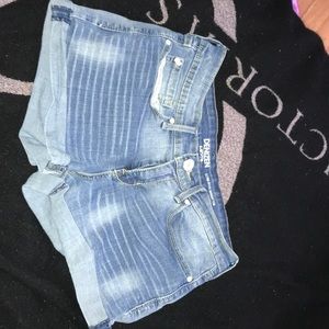 Denizen by Levi , cuffed shortie jean shorts